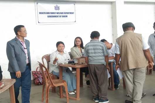 OBSERVATION OF “WORLD ELDER ABUSE AWARENESS DAY” ON 15TH JUNE, 2025 AT KISHAN MARKET, NAMCHI BY DISTRICT LEGAL SERVICES AUTHORITY, NAMCHI DISTRICT